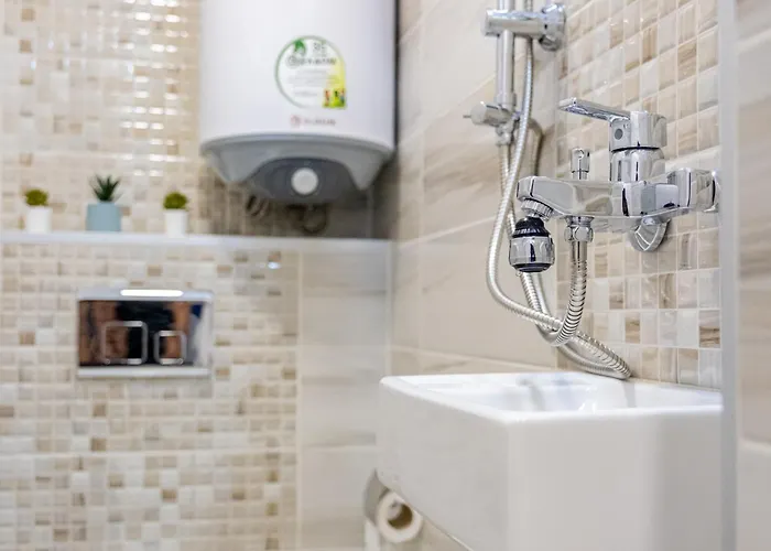 Linda Cosy Getaway *