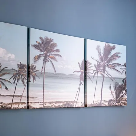 Linda Cosy Getaway *